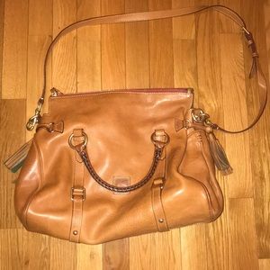DOONEY & BOURKE Leather Purse / Excellent LIKE NEW